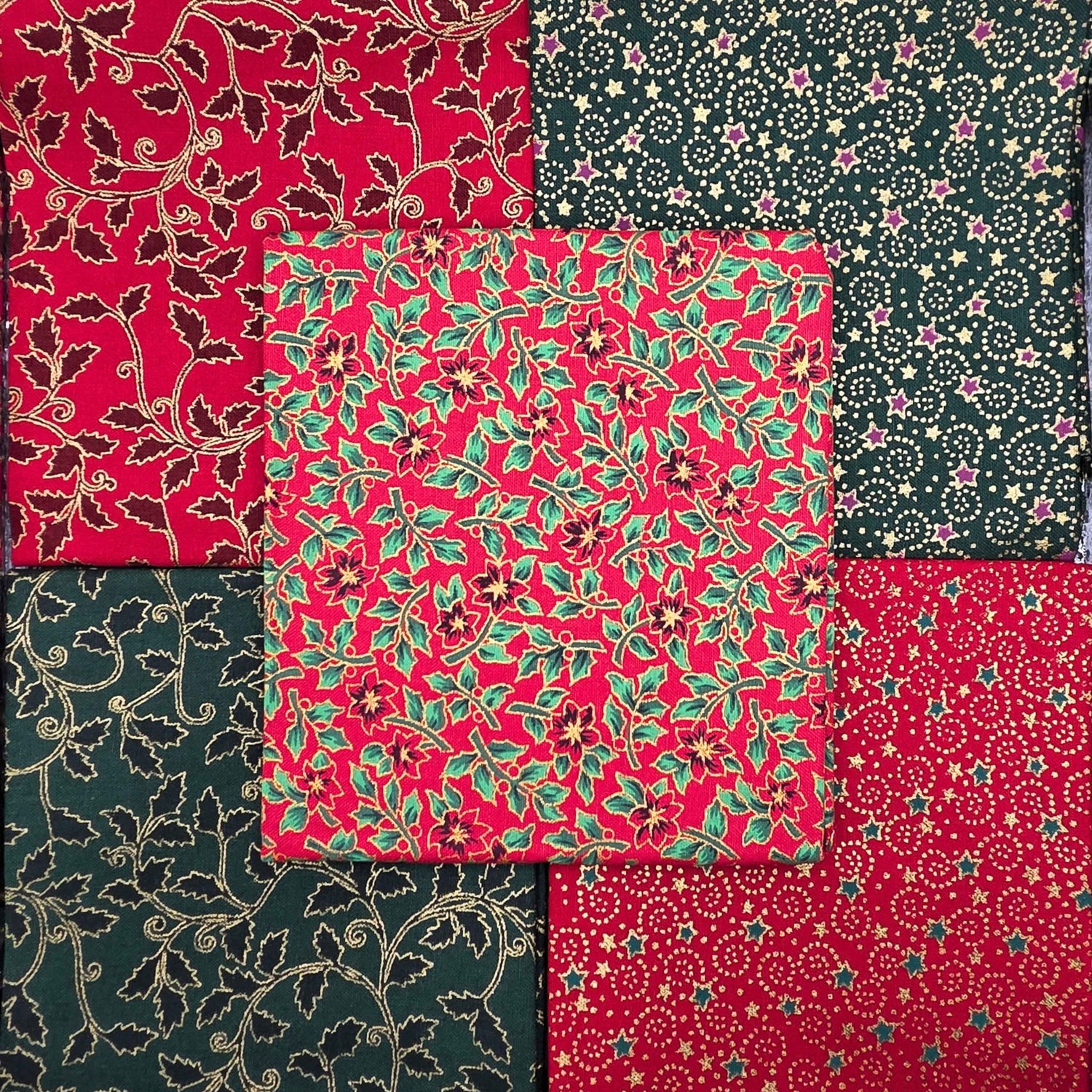 John Louden Christmas Fat Quarter Festive Foliage Bundle