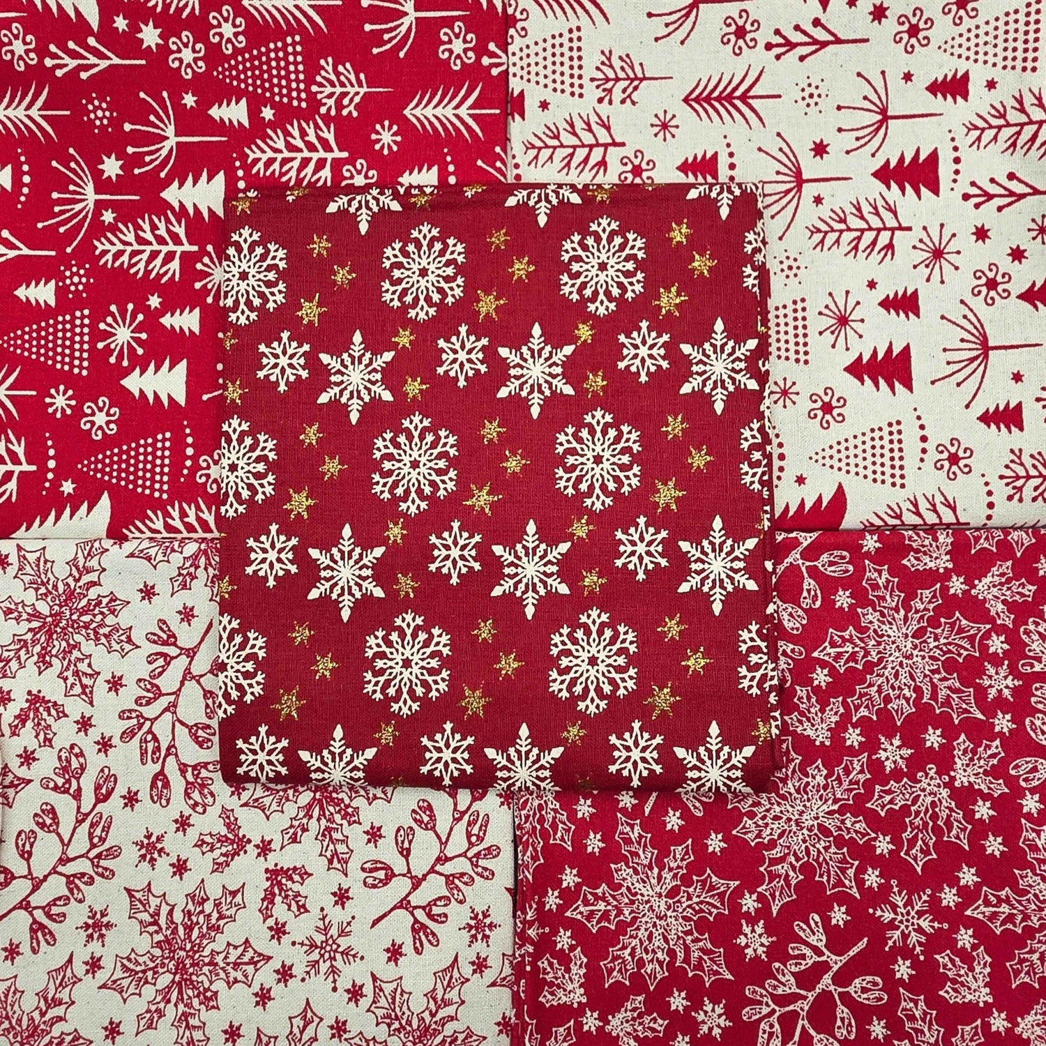 John Louden Cotton Christmas Fat Quarter Holiday in Iceland Full