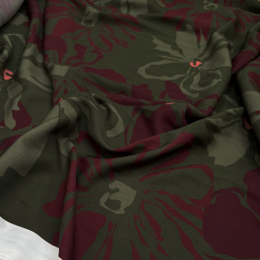 Light & Lush - Mulberry Meadow