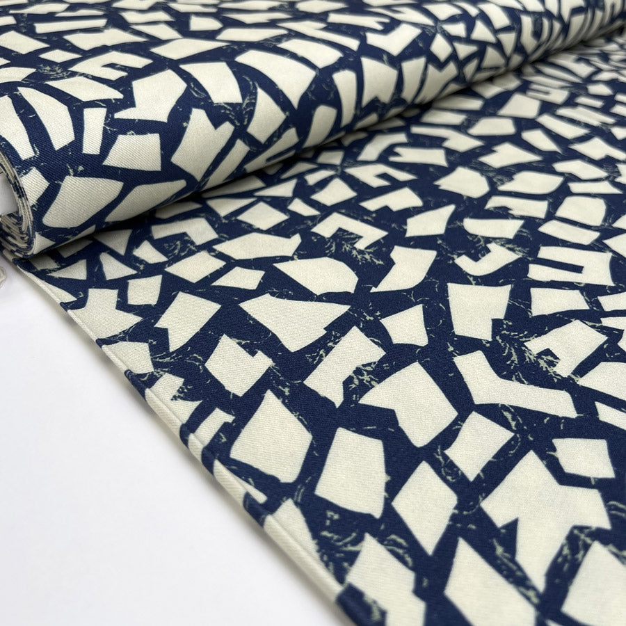 Light & Lush - Tessellation