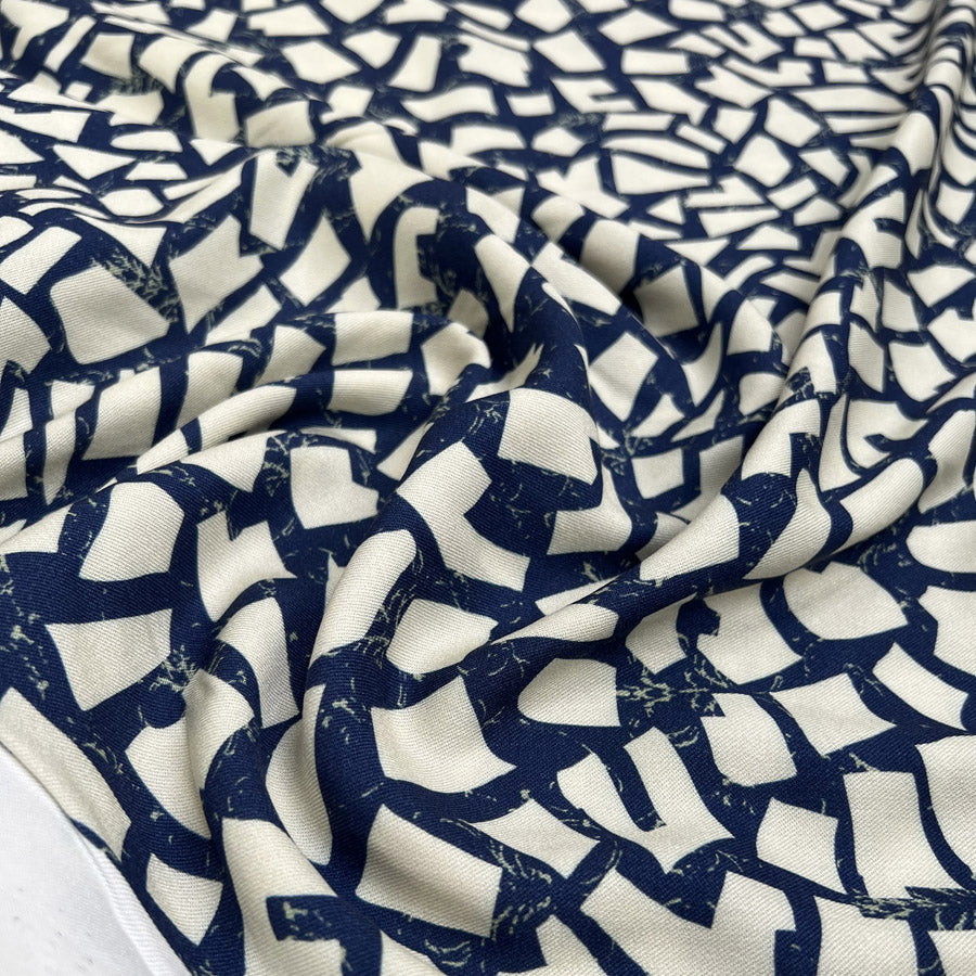 Light & Lush - Tessellation