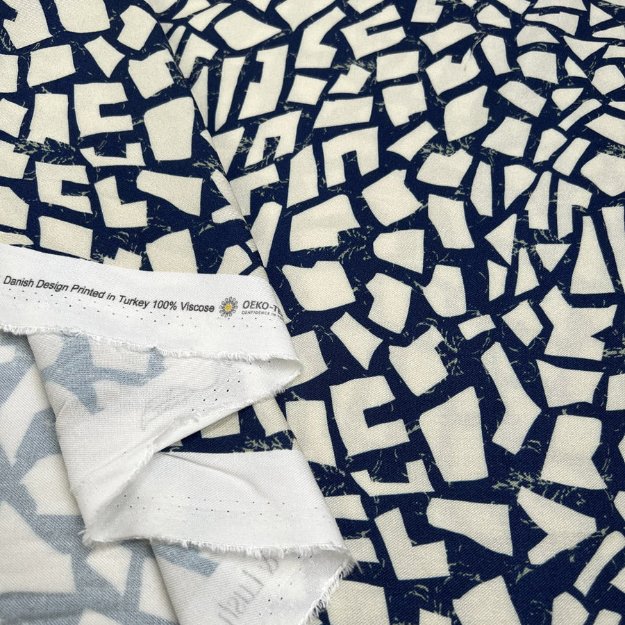 Light & Lush - Tessellation