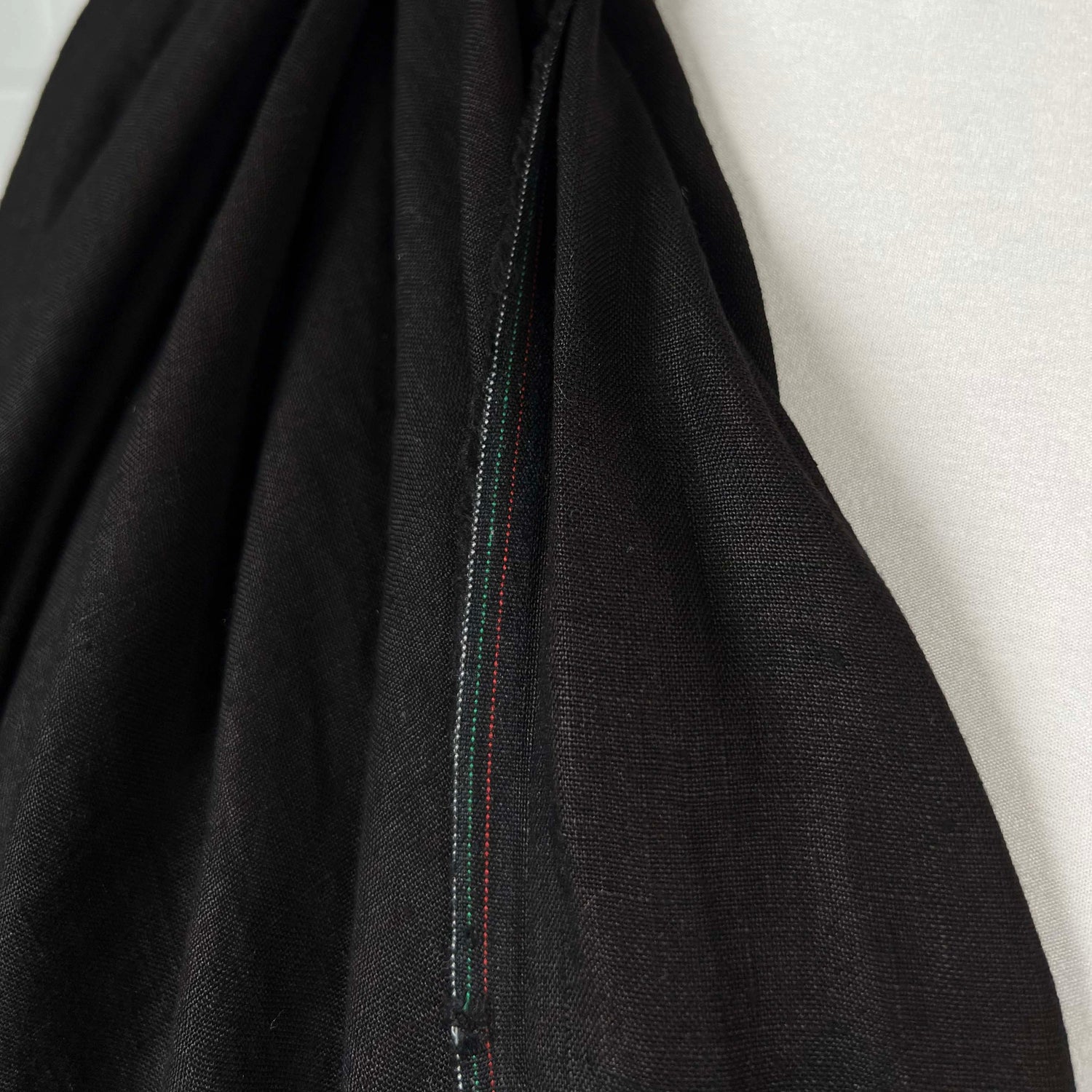 Ex-Designer Italian Plain Linen Dress Fabric Linen Elite - Black Hang