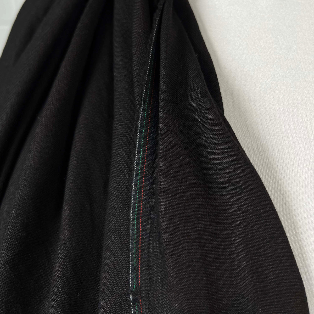 Ex-Designer Italian Plain Linen Dress Fabric Linen Elite - Black Hang