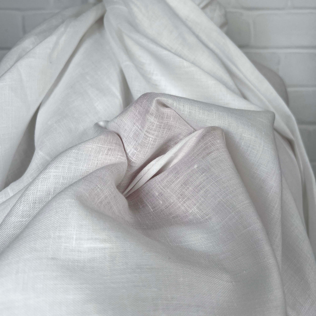 Ex-Designer Italian Plain Linen Dress Fabric Linen Elite White CU2