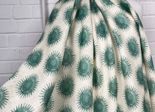 Italian Ex-Designer Green Sunburst Print Shirting Fabric Linen Lido Mannequin