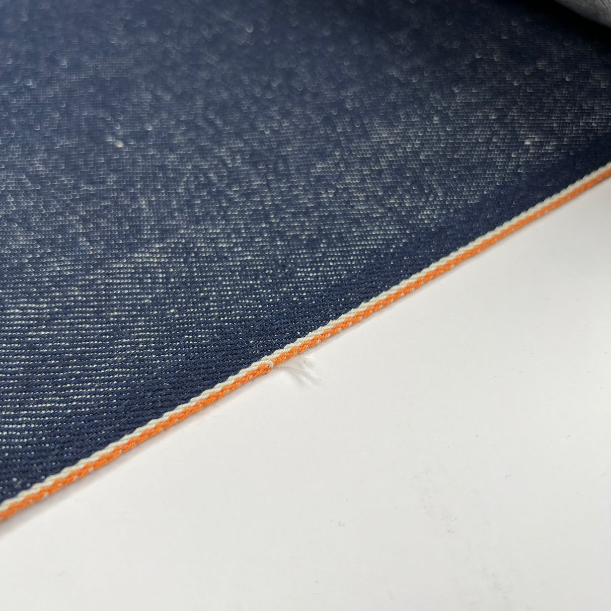 Remnant - Narrow Italian Denim (Seconds) (2m)