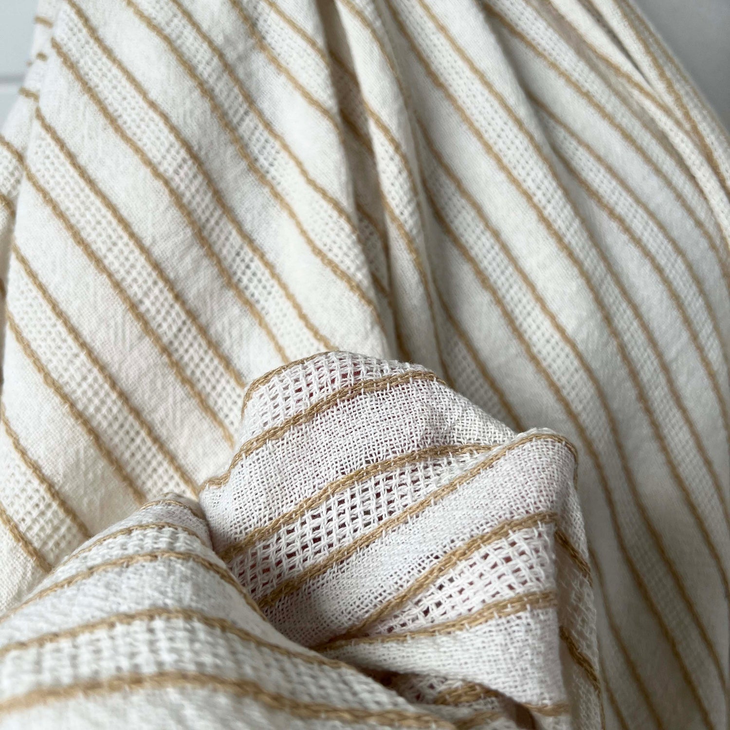 On The Beach White Sand Stripe Cotton Polyester Italian Woven Dress Fabric CU