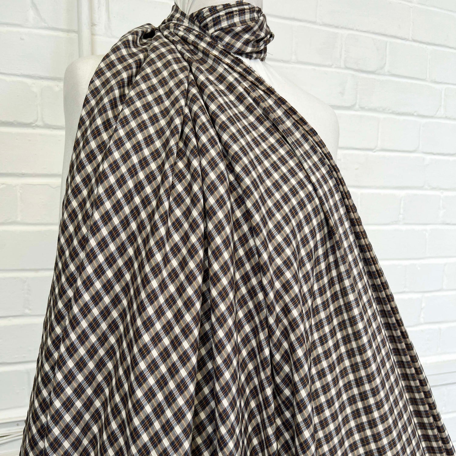 Organic Farmer Cotton Recycled Polyester Check Shirt Fabric Mannequin