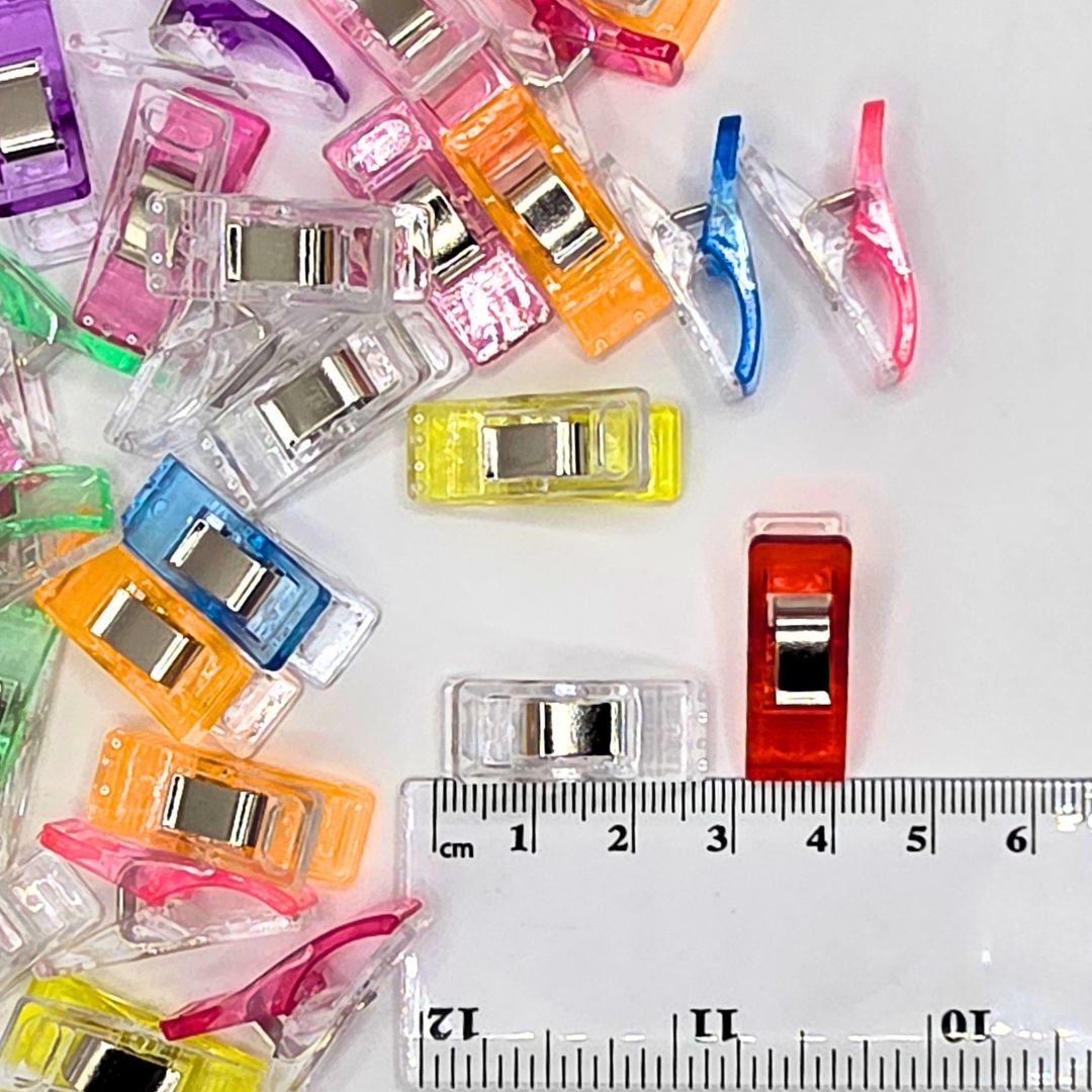 Pack of 30 Small Fabric Clips Size