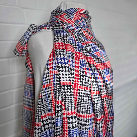 Polyester Satin Dogtooth Check Blue Black Red White Fabric Mannequin