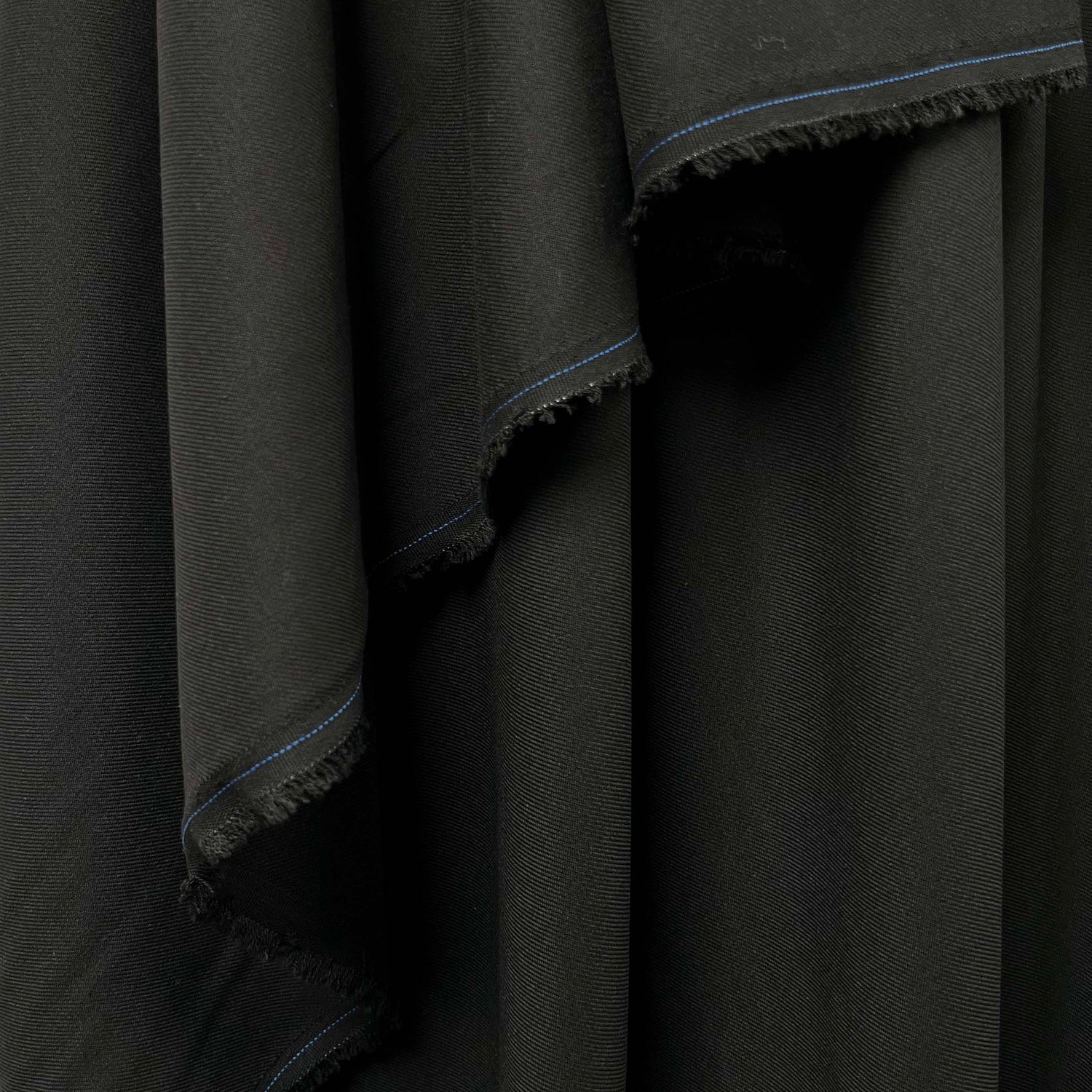 Smart Easy Polyester Viscose Elastane Black Stretch Woven Suiting Fabric Close Hang