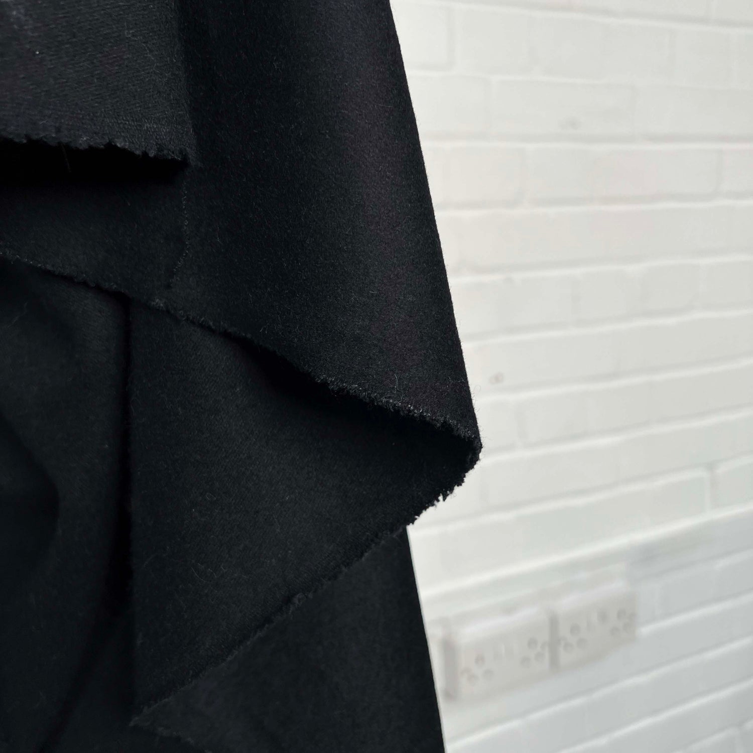 Soft Over The Mountain Polyester Wool British Deadstock Coating Fabric Hang
