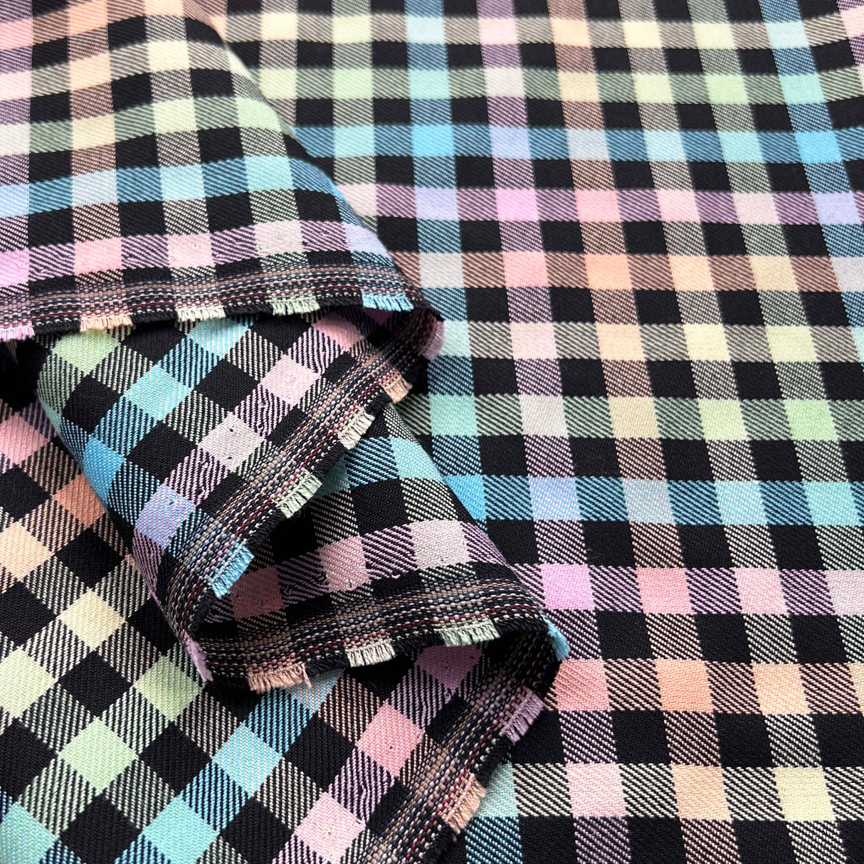 Tartan Eilidh Polyester Viscose Multicoloured Black Check Dress Fabric Fold