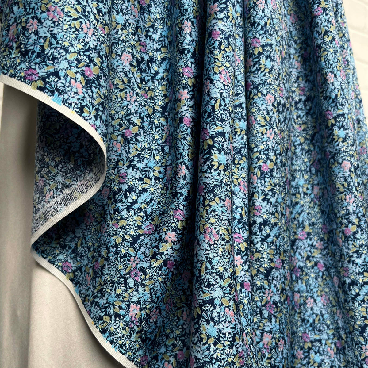 Cotton Sateen Blue Ditsy Floral Dressmaking Fabric Tea Dance Hang