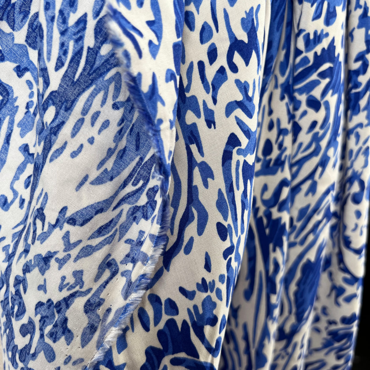 Tencel Lawn - Waterfalls