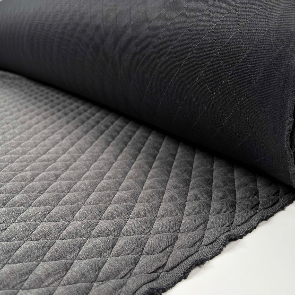 Urban Quilted Jersey Grey Polyester Viscose Elastane Knitted Diamond Quilt Fabric Roll