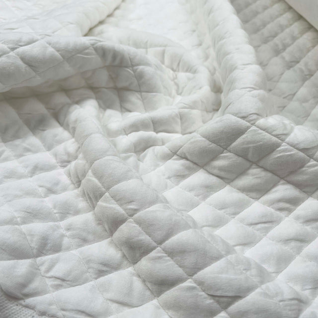 Urban Quilted Jersey Ivory Polyester Viscose Elastane Knitted Diamond Quilt Fabric CU