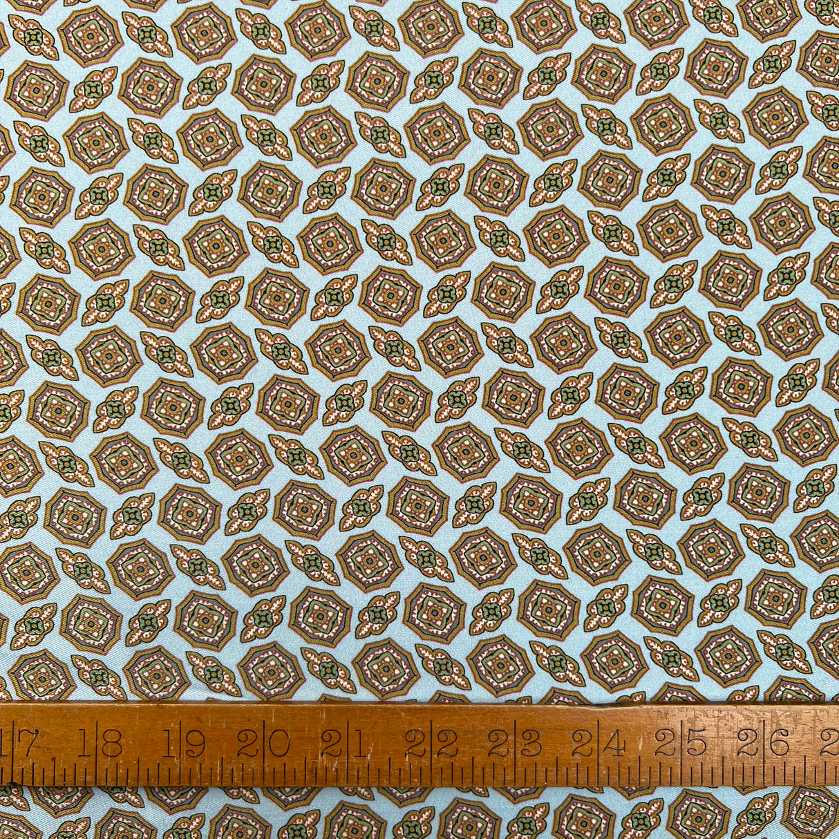 Vintage Caramel Abstract Lining Polyester Dress Fabric Ruler