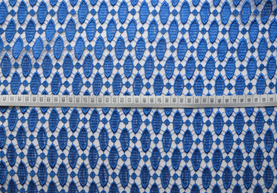 Remnant - A Lace Collection - Royal Shield (1.12m)