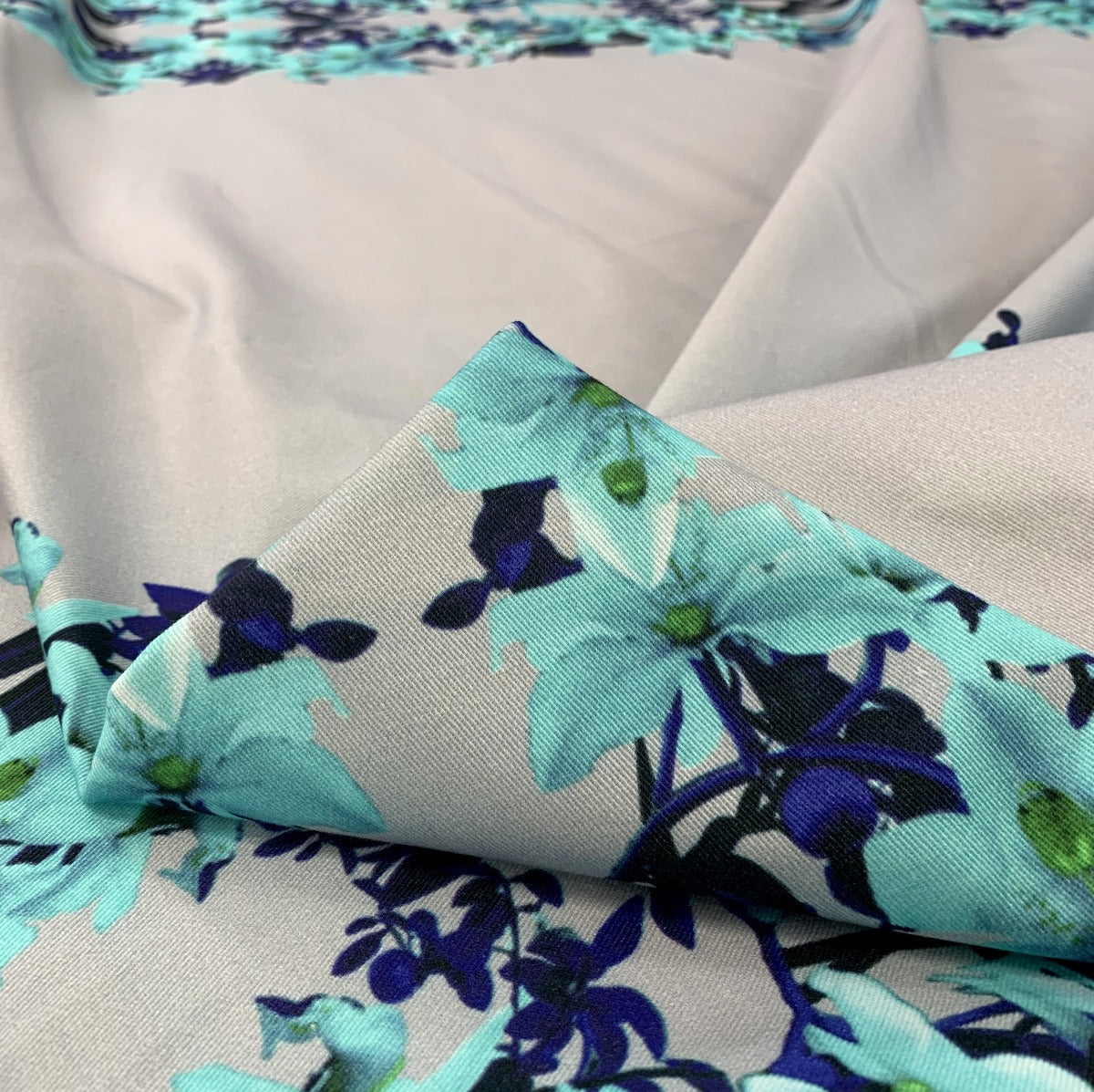 Artist Panel - Floral Blue's