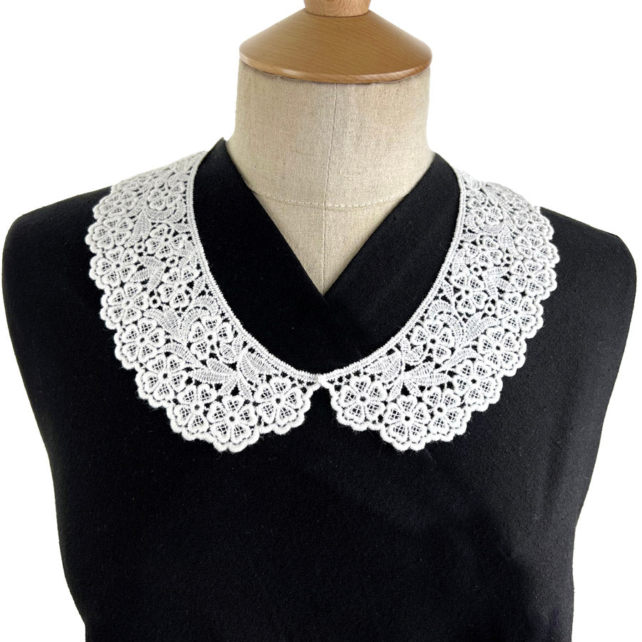 Austrian Appliqué Embroidered Collar - Rosie - White