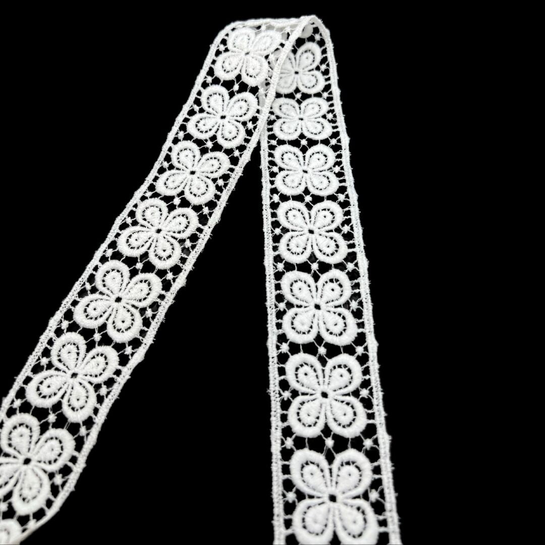 Guipure Lace Trim - 4 Petals