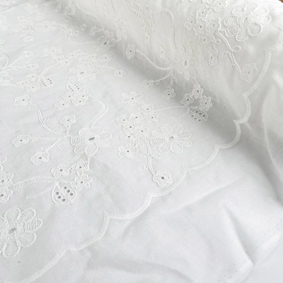 BA - Embroidered Lawn - Mellow White