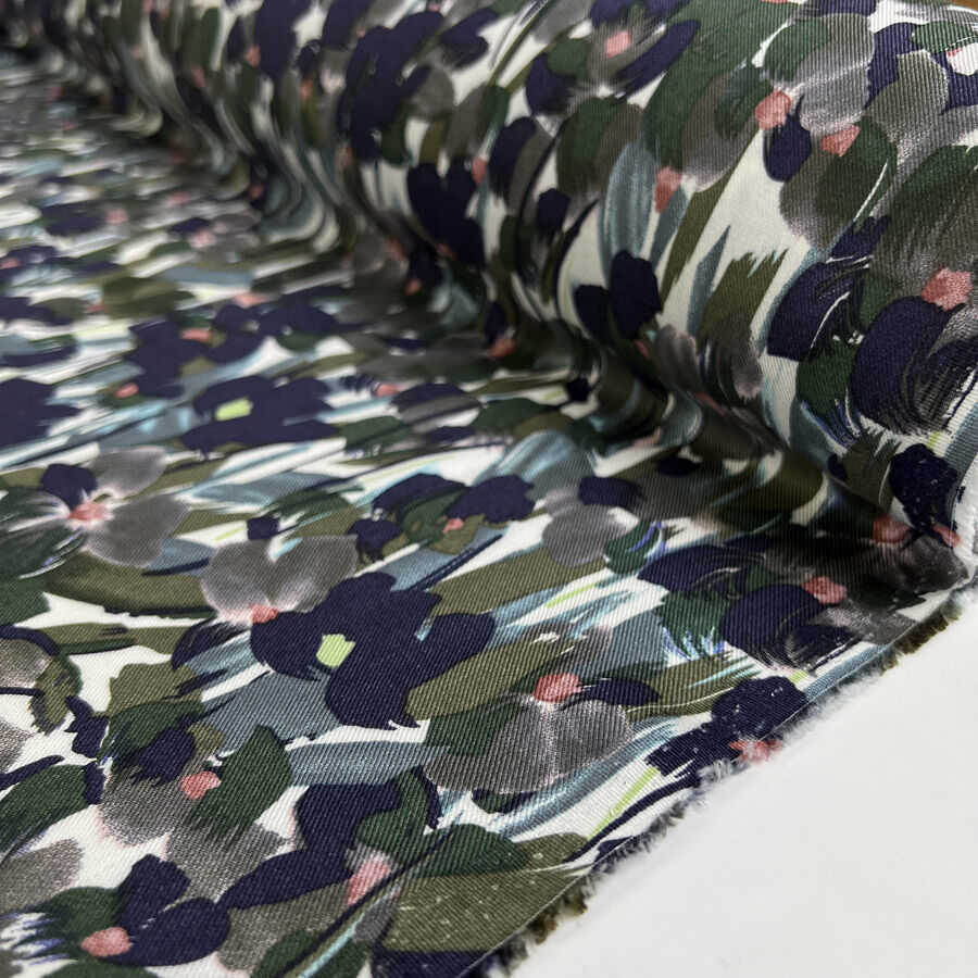 Brushed Viscose Twill - Zoe