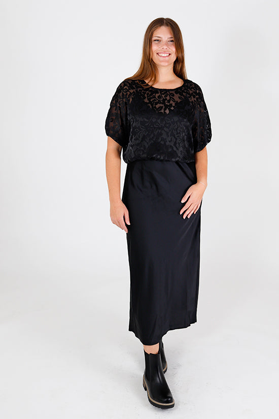 Chalk & Notch - Aria Top Sewing Pattern