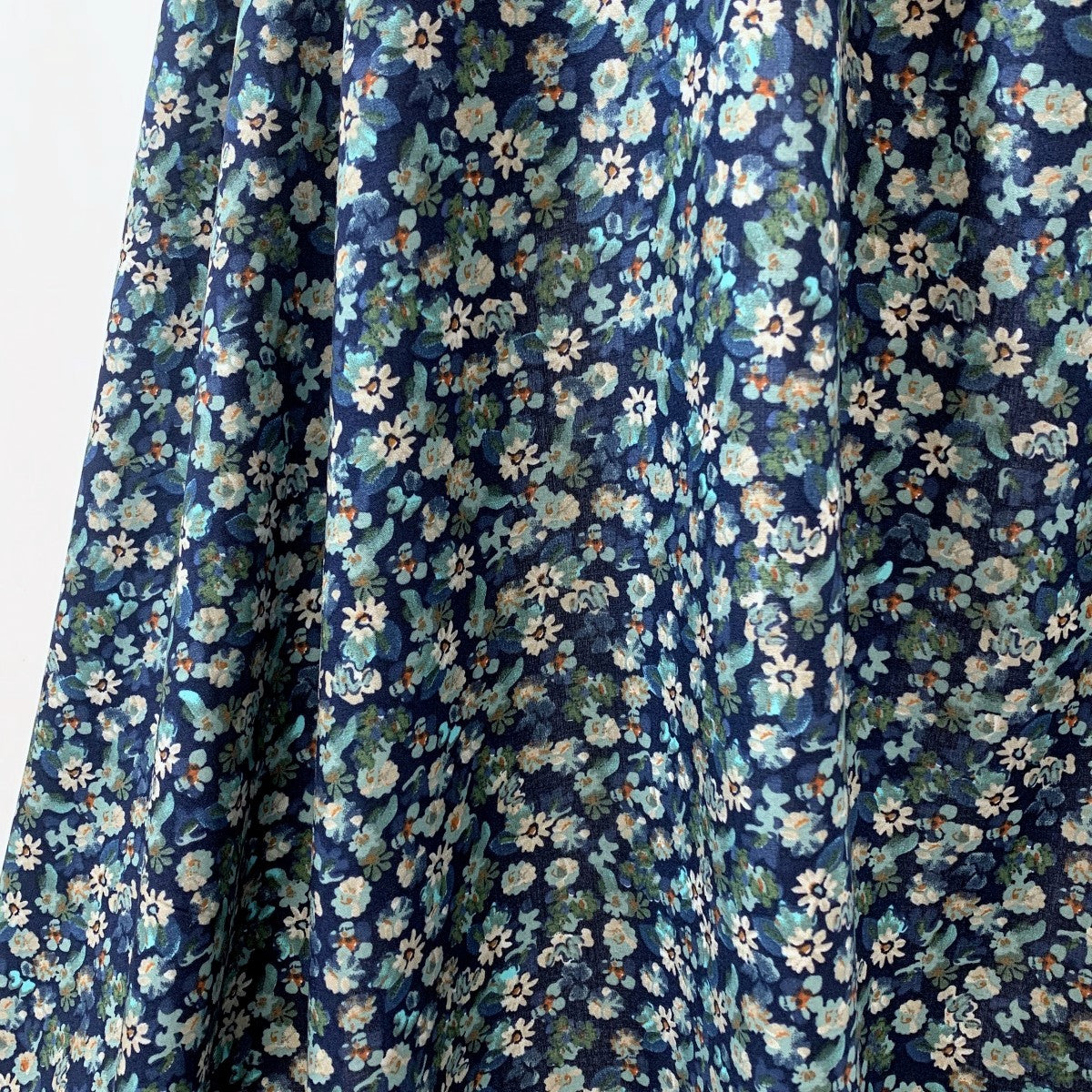 Challis - Floral Colourscene