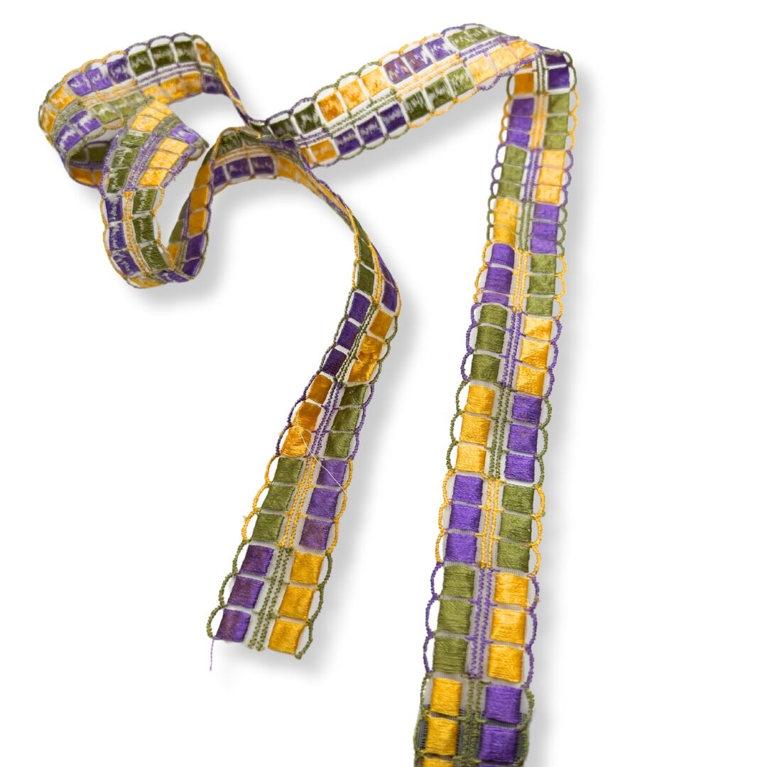 Colour Block Grid Trim