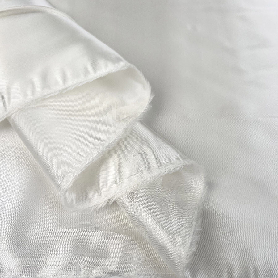 Colour Pop Viscose Linings White Plain Dress Fabric Fold