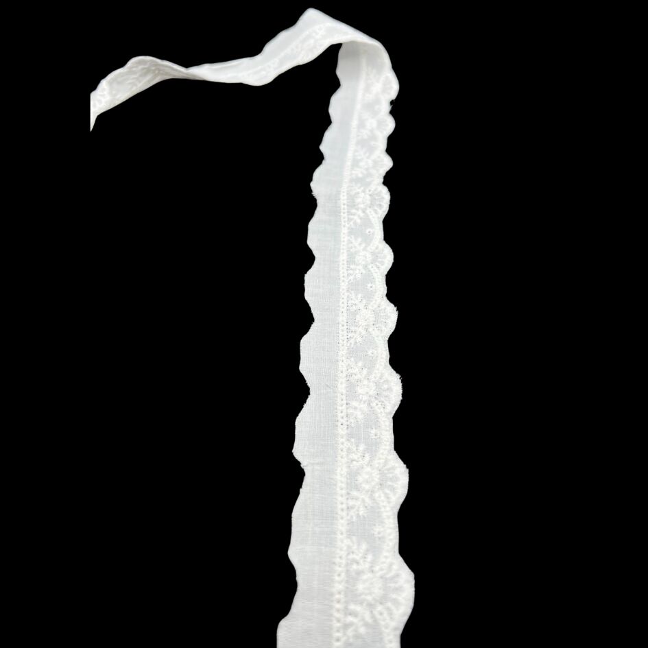 Broderie Anglaise Trim - Clara