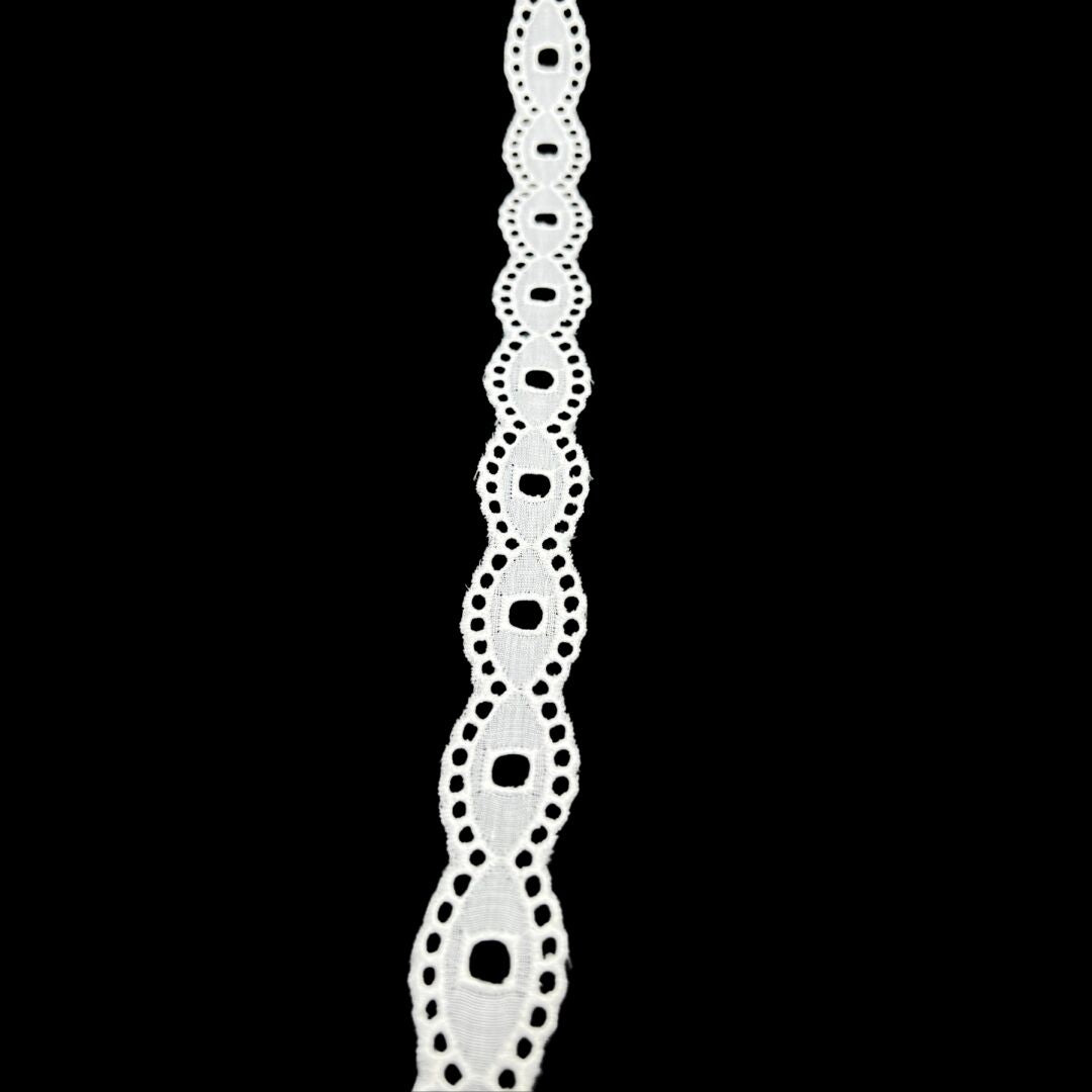 Broderie Anglaise Trim - Dorothy