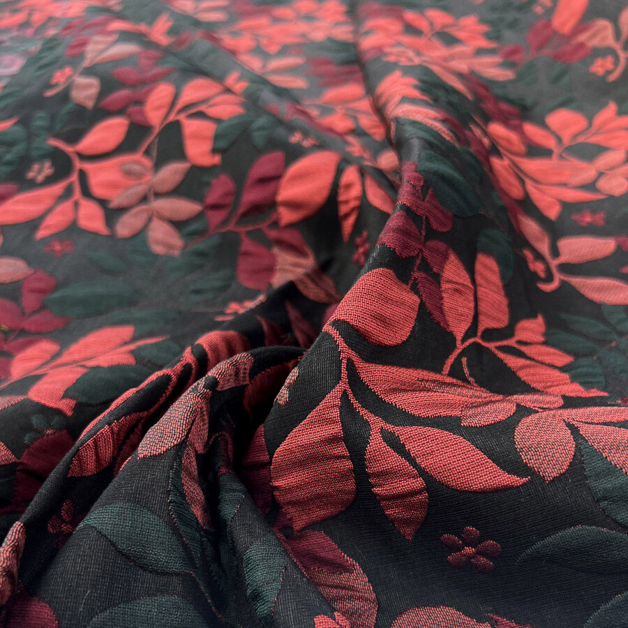 Remnant - Cranberry Brocade (0.75m)