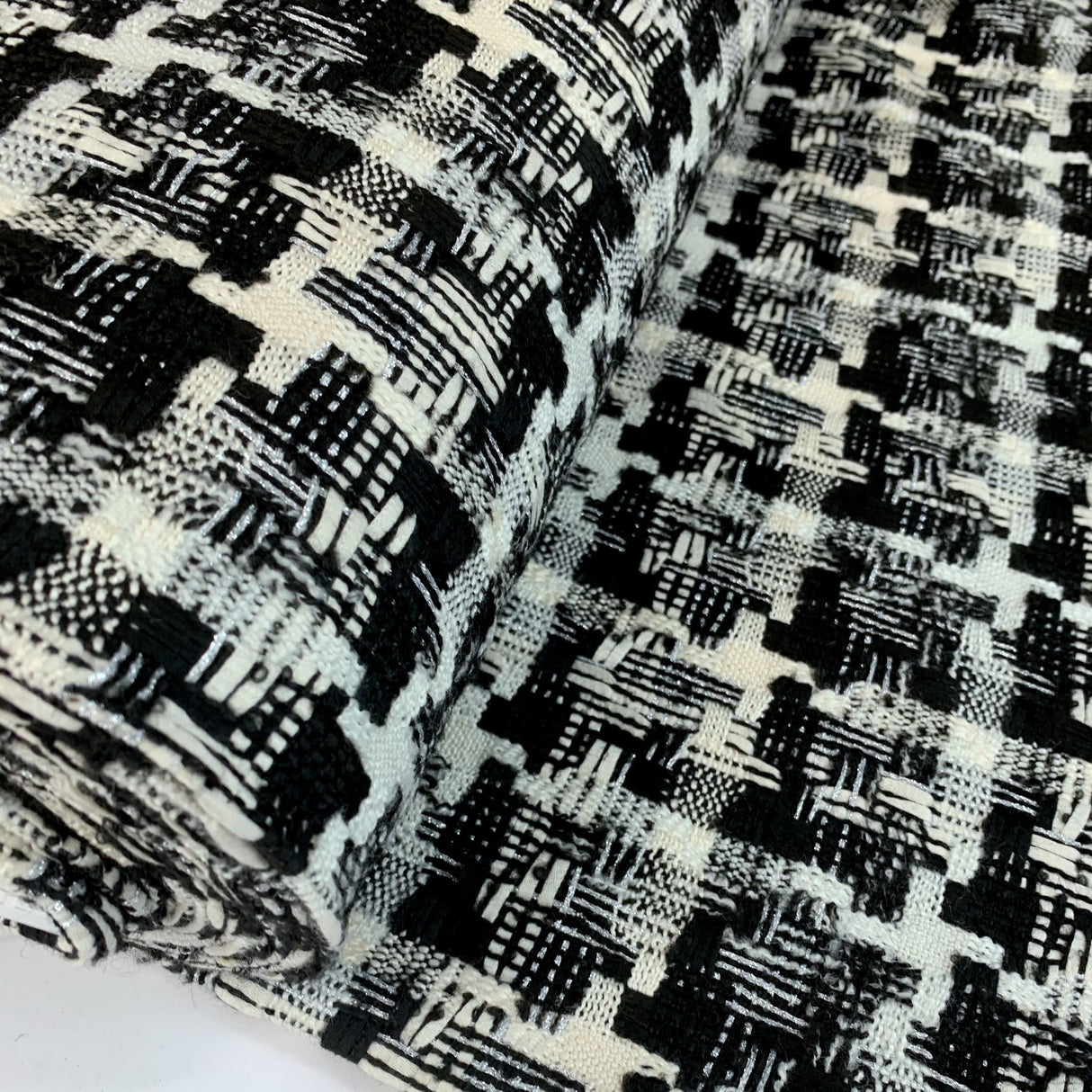 Remnant - Mono Tweed (1.1m)