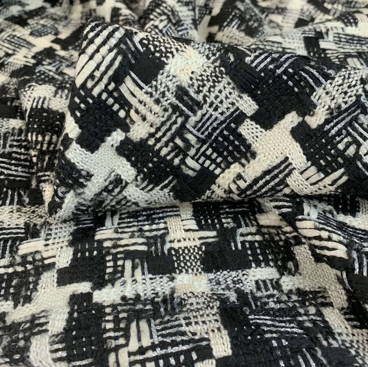 Remnant - Mono Tweed (1.1m)