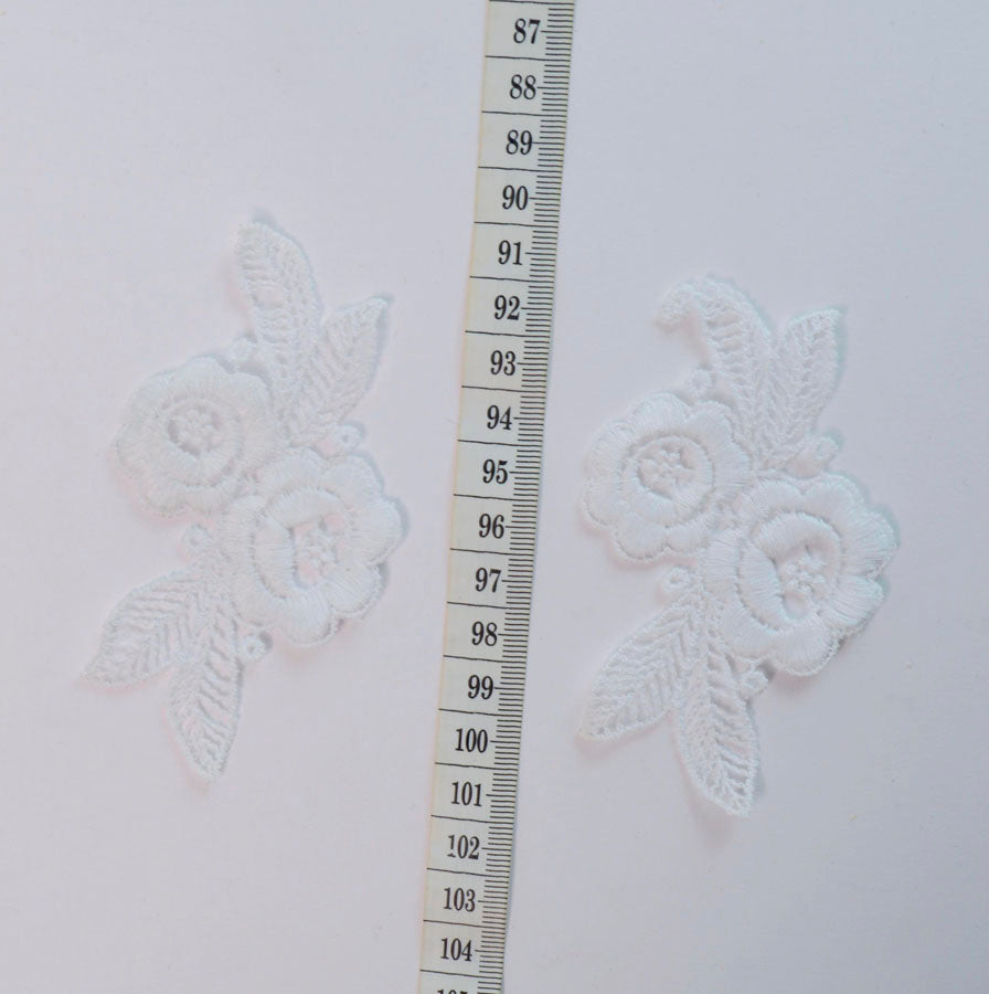 Embroidered Patch - White Flower