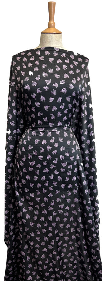 Black Satin - Fan Tail