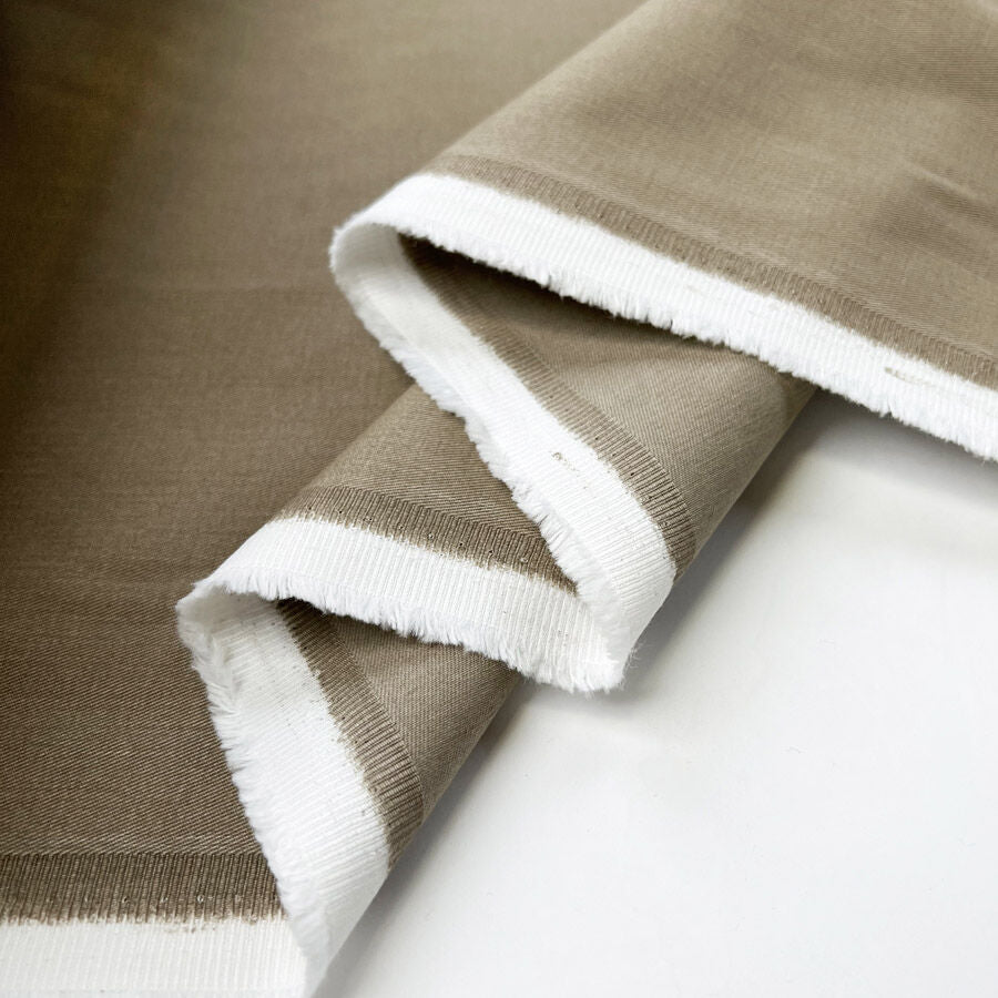 Flying For Me - Sand