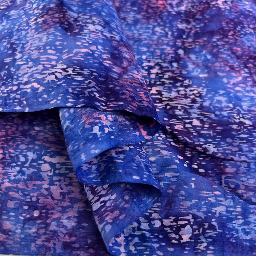 Hoffman Bali Cotton Lawn - Blooms - Blue