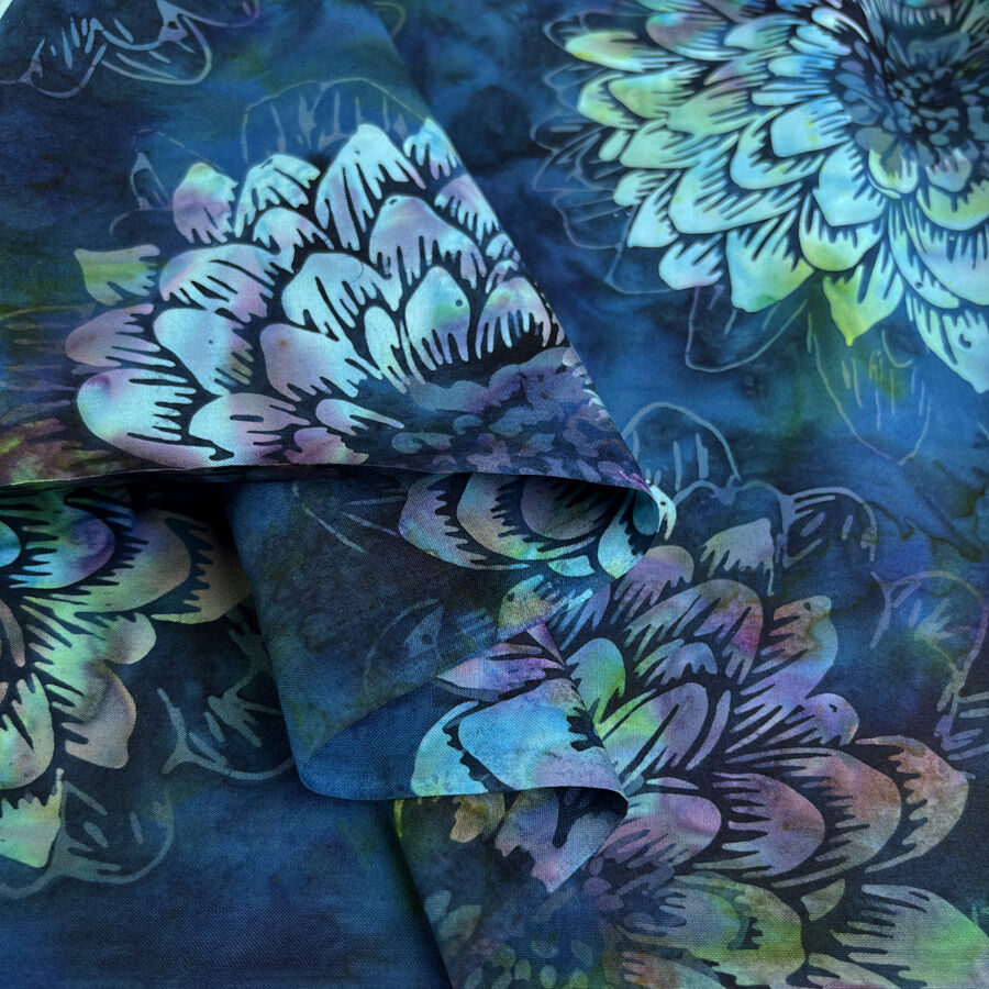 Hoffman Bali Cotton Lawn - Hummingbird - Multi