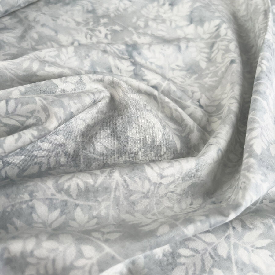 Hoffman Bali Cotton Lawn - Iceberg