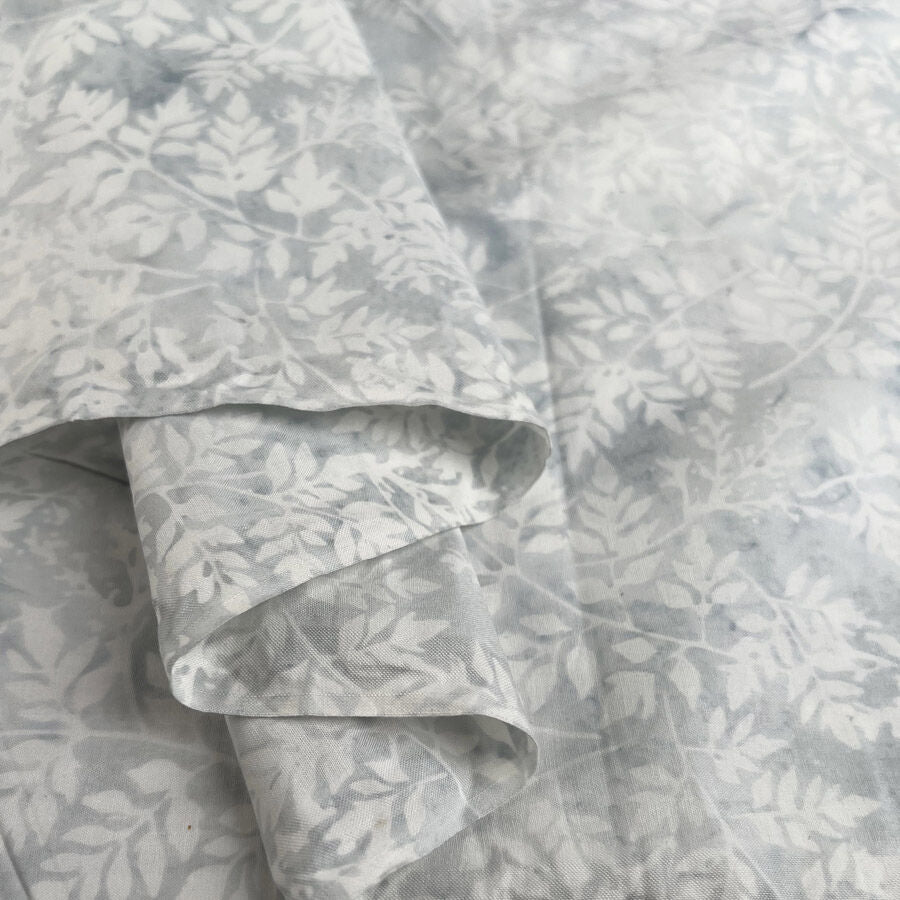 Hoffman Bali Cotton Lawn - Iceberg