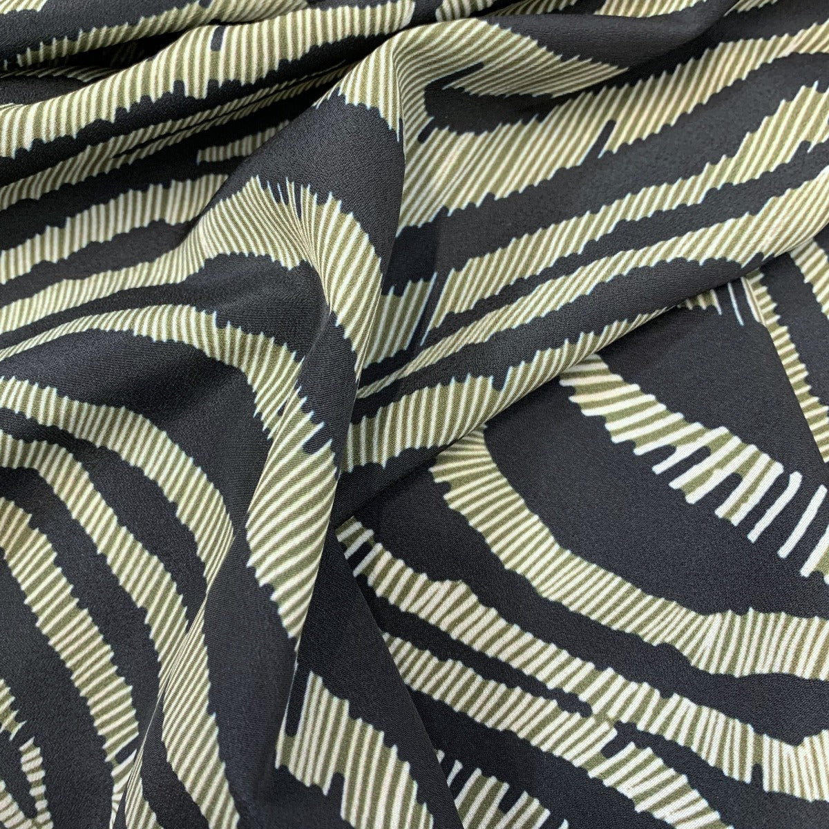 Remnant - If Only - Black (3.2m)