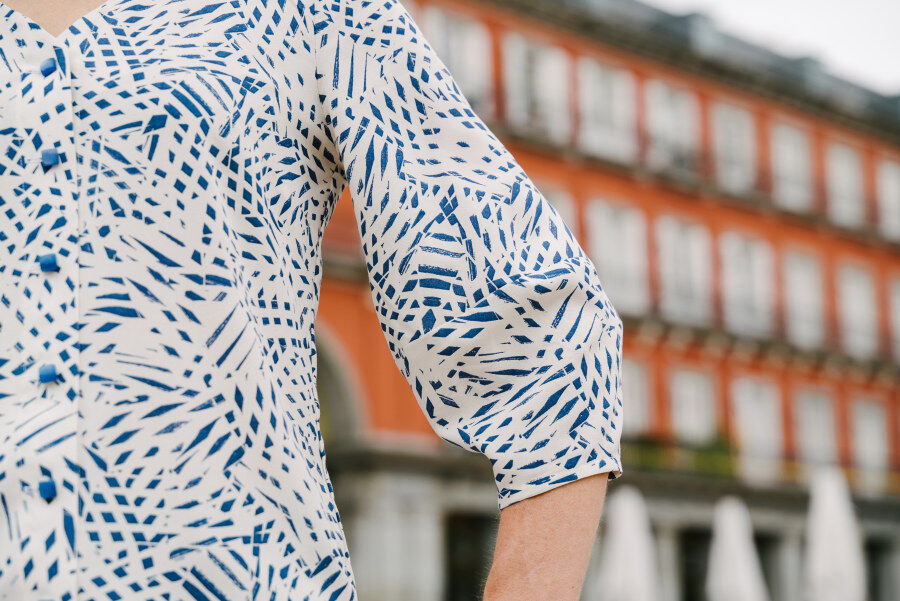 Liesl + Co - Geneva V-Neck Blouse Pattern