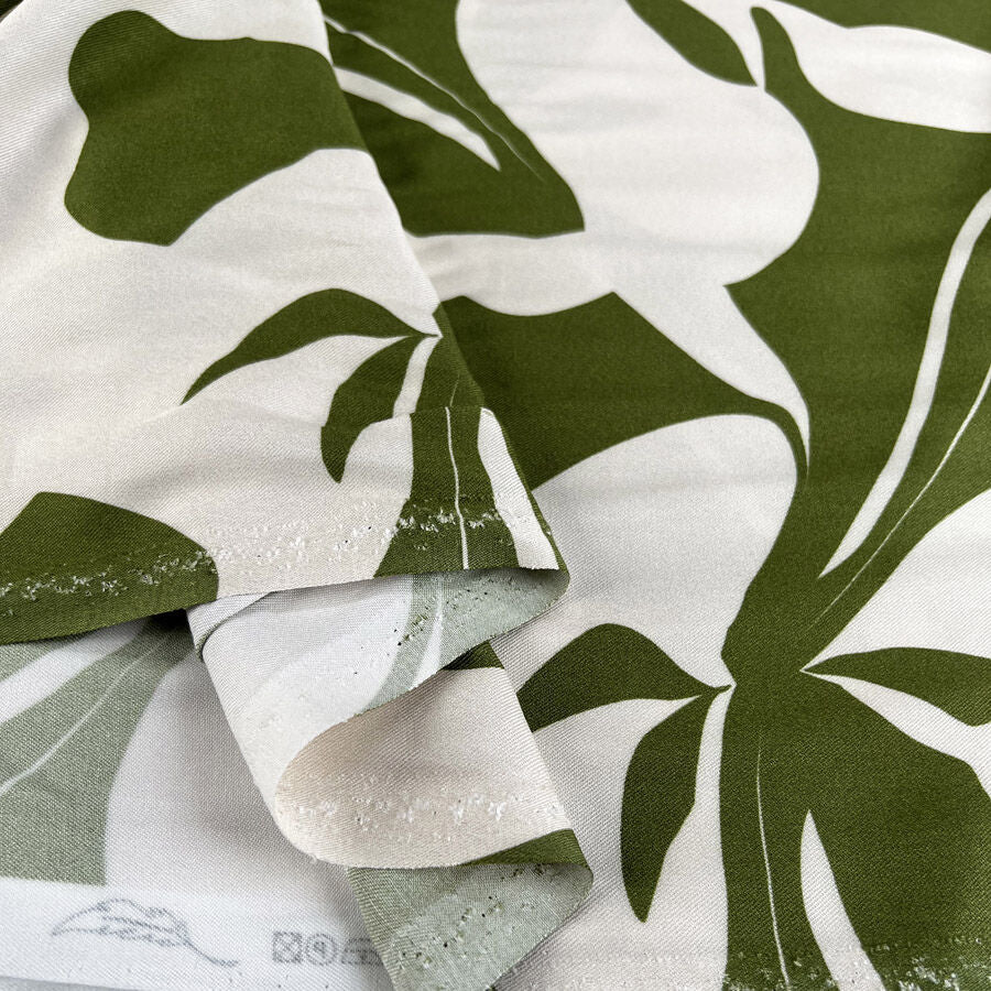 Light & Lush - Wild Olive