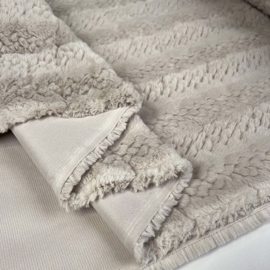 Lora - Faux Fur - Nude