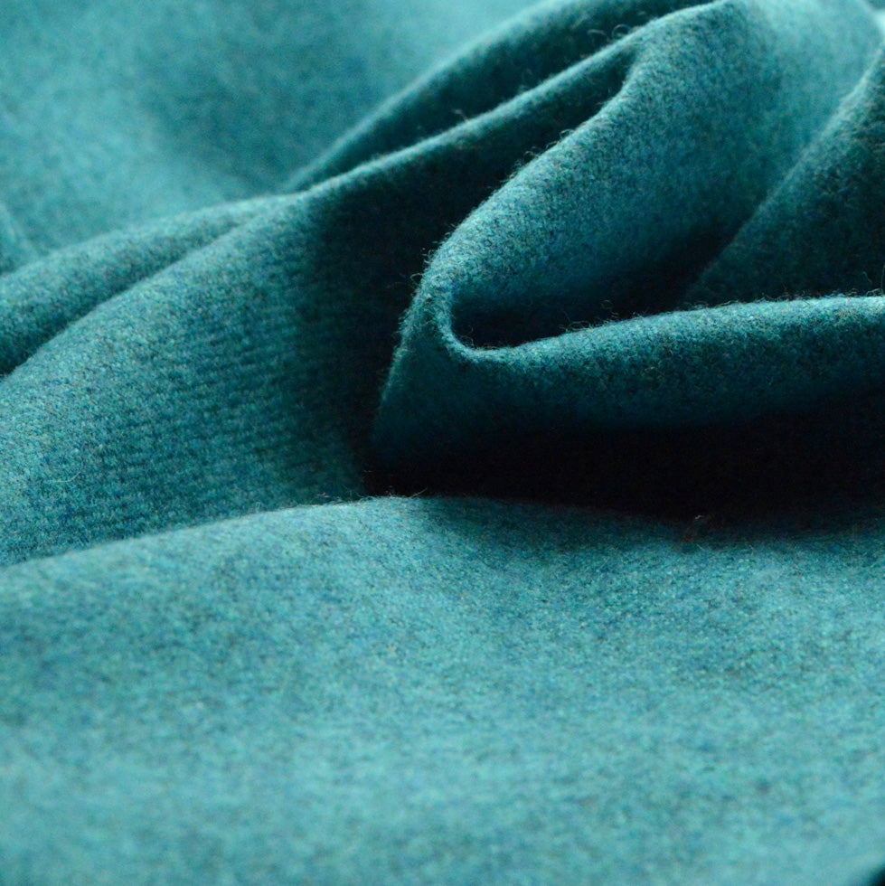 SET PIECE - 1.5M Wool - Money Talks - Turquoise